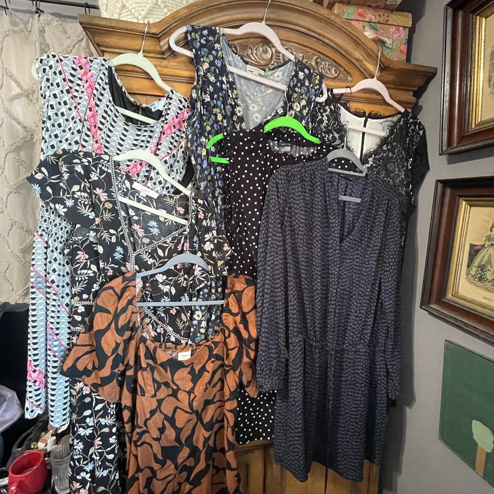 Dress Bundle. lot of 7 dresses. great condition. mini, midi, sleeveless, LARGE